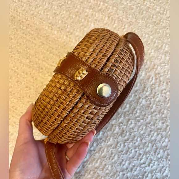 Round Rattan Bag - Picture 3 of 6